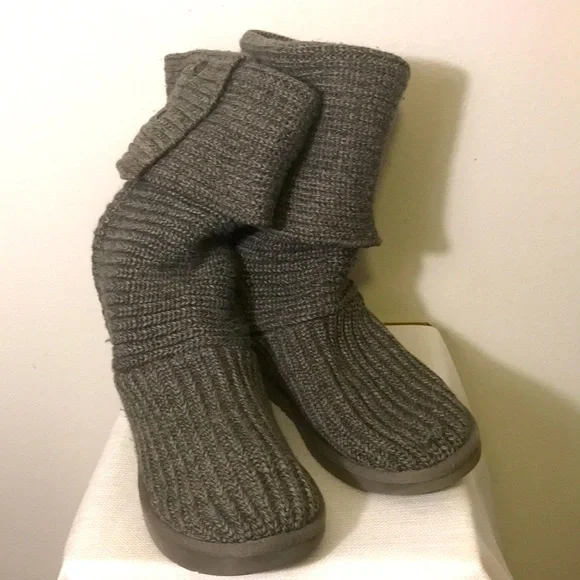 UGG boots - Picture 4 of 10